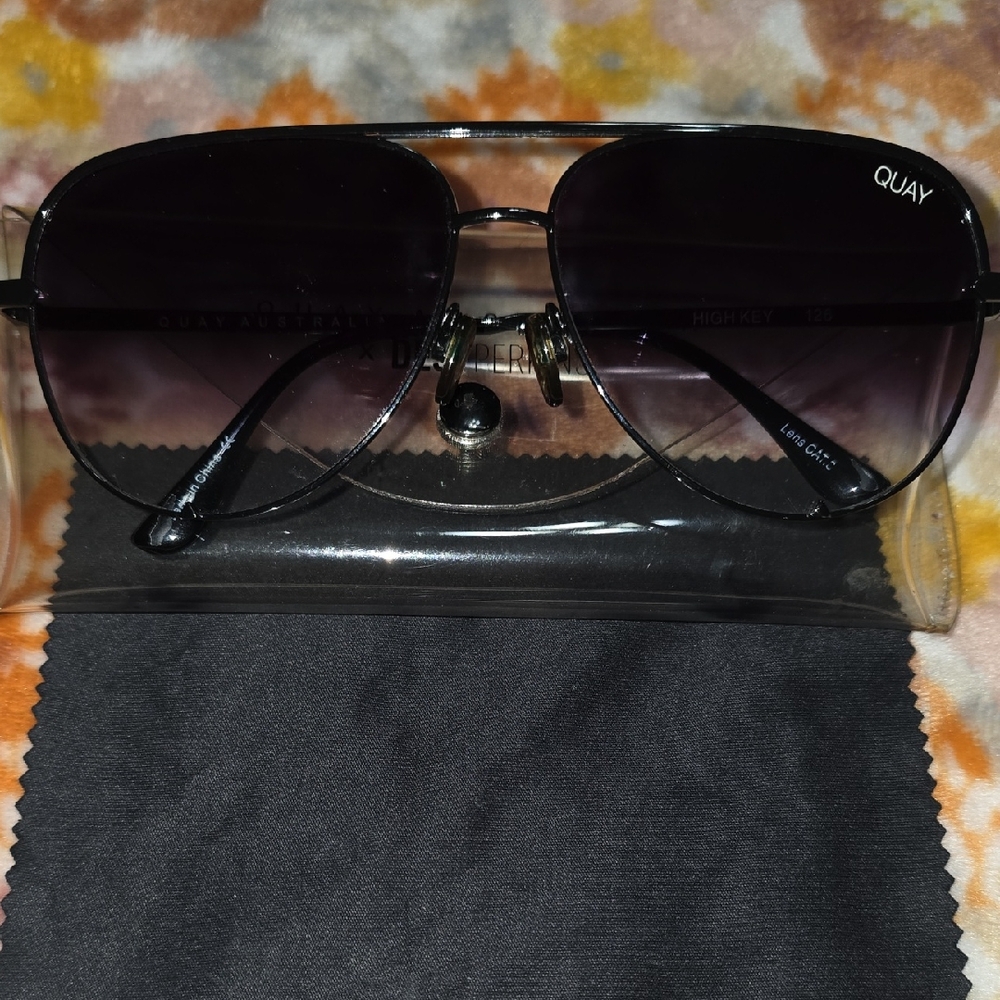 Quay Australia Black Aviator Sunglasses